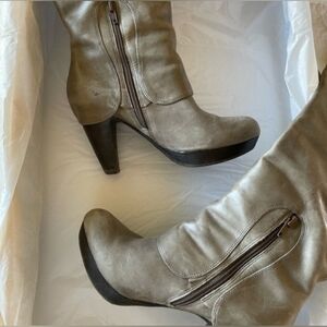 BIVIEL BV2721 Heeled Leather Boots Sz 37.5